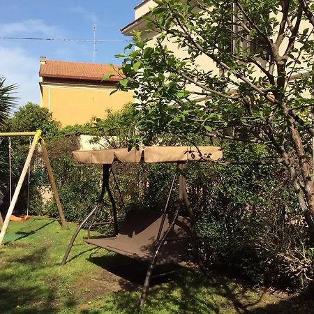 Lägenhet Garden In Garbatella